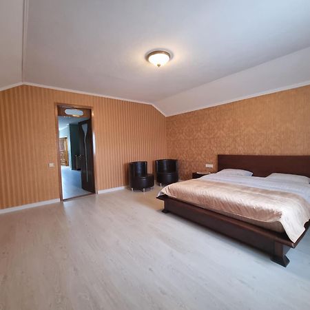 Ник Аэро Hotel Kharkov Phòng bức ảnh