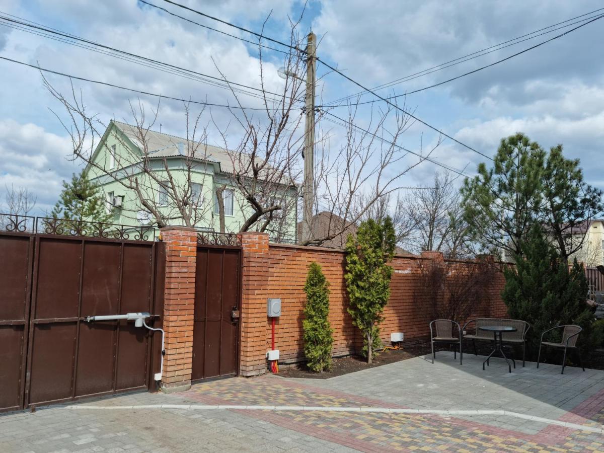 Ник Аэро Hotel Kharkov Ngoại thất bức ảnh