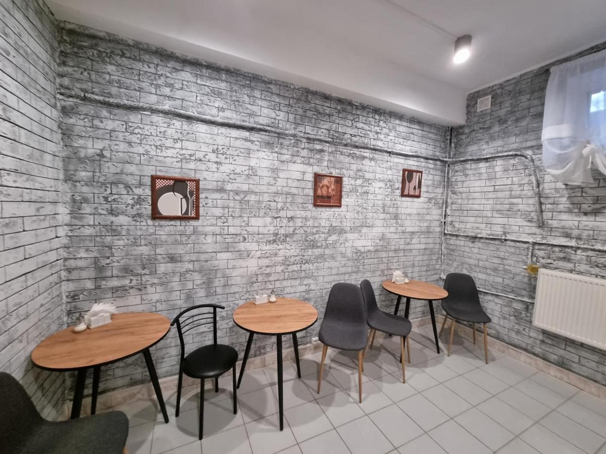 Ник Аэро Hotel Kharkov Ngoại thất bức ảnh