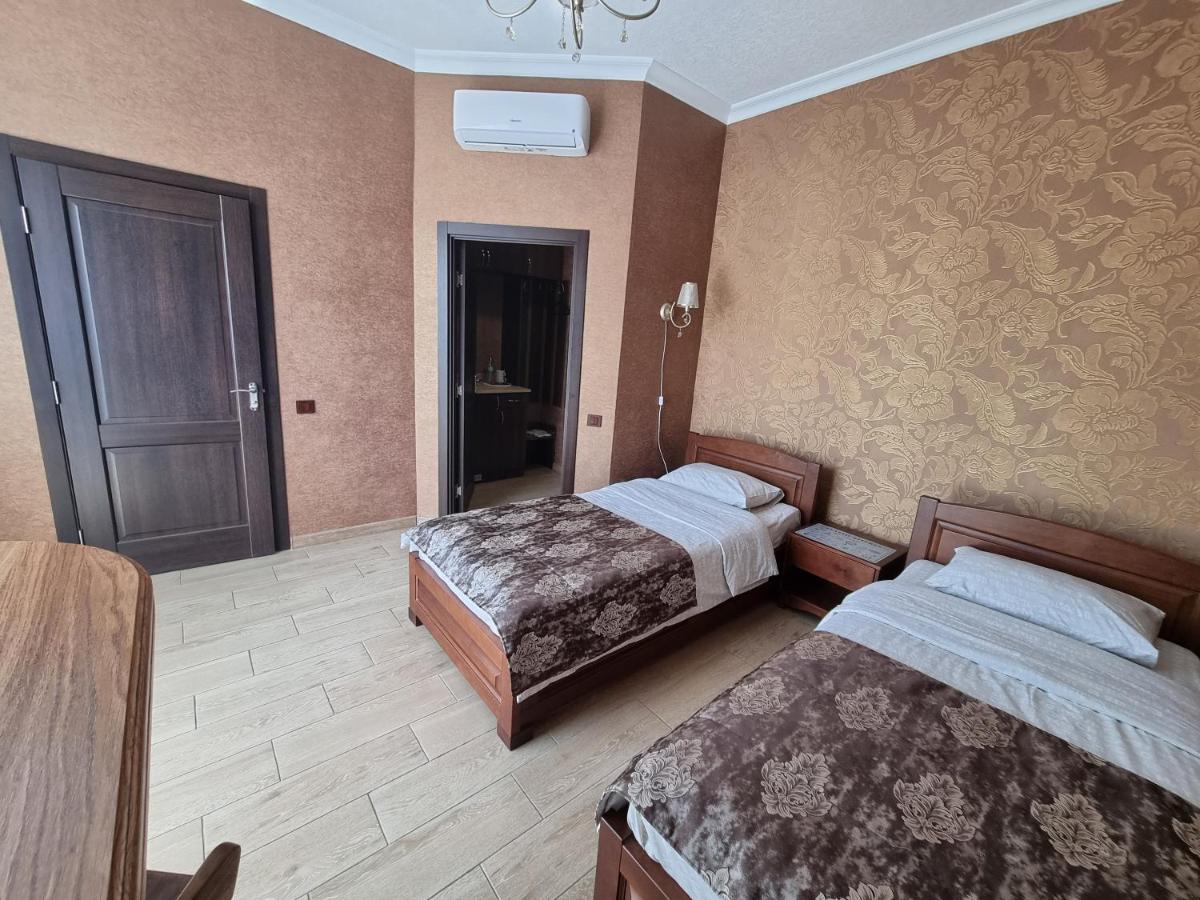 Ник Аэро Hotel Kharkov Ngoại thất bức ảnh